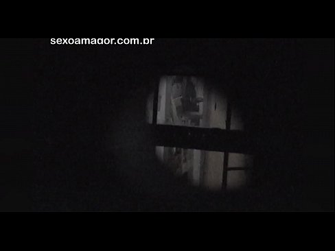 ❤️ Blondie és gravada en secret per un voyeur del barri amagat darrere de maons buits Sexe a nosaltres ca.epicpornvideos-com.ru